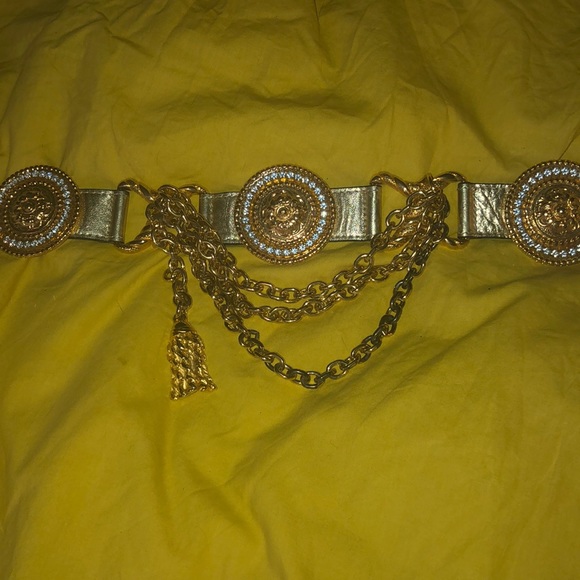 Gold and rhinestone high dollar belt altered XS - Picture 2 of 4